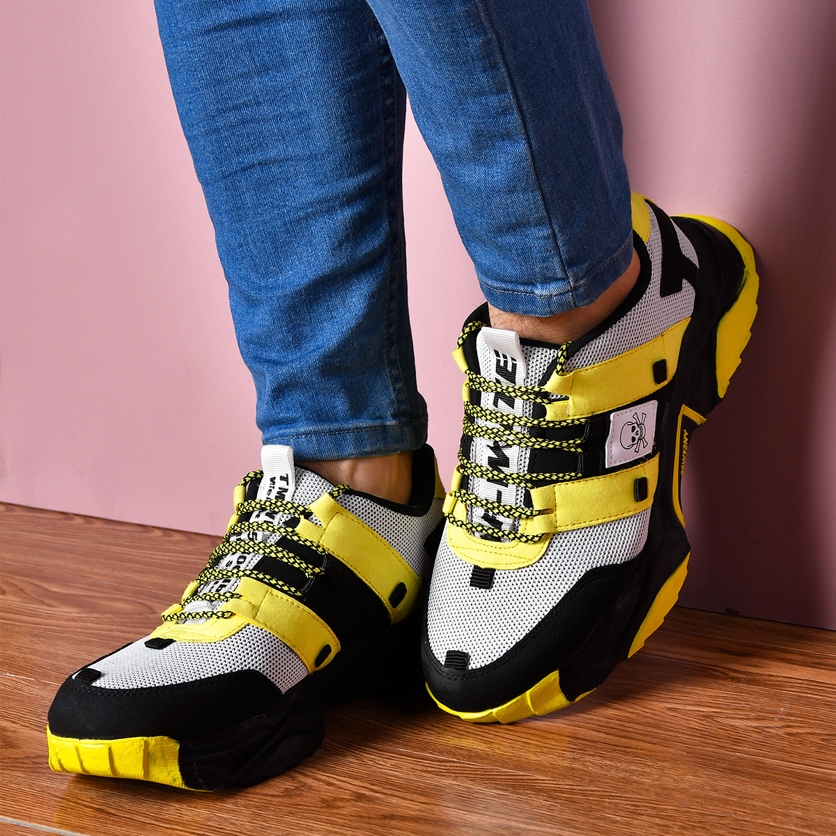 کفش مشکی زرد مردانه مدل Sadra