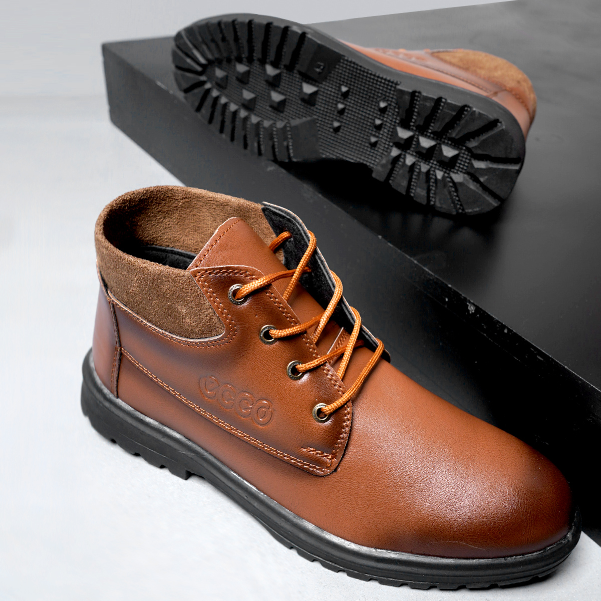 نیم بوت مردانه COCO عسلی مدلEmano