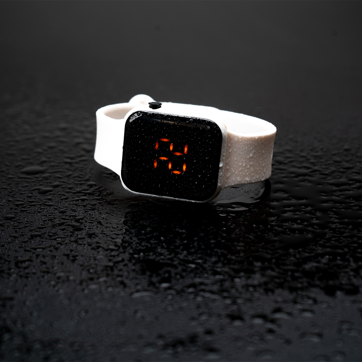 ساعت ال ای دی سفید مدل W800