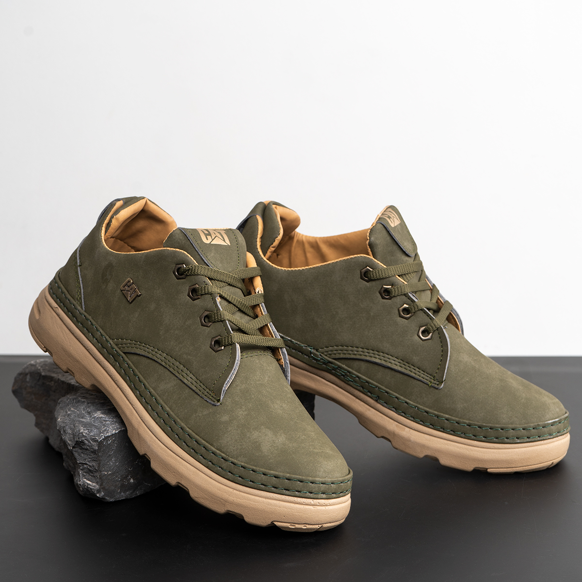 کفش تخت CAT سبز زیتونی مردانه مدل Magno