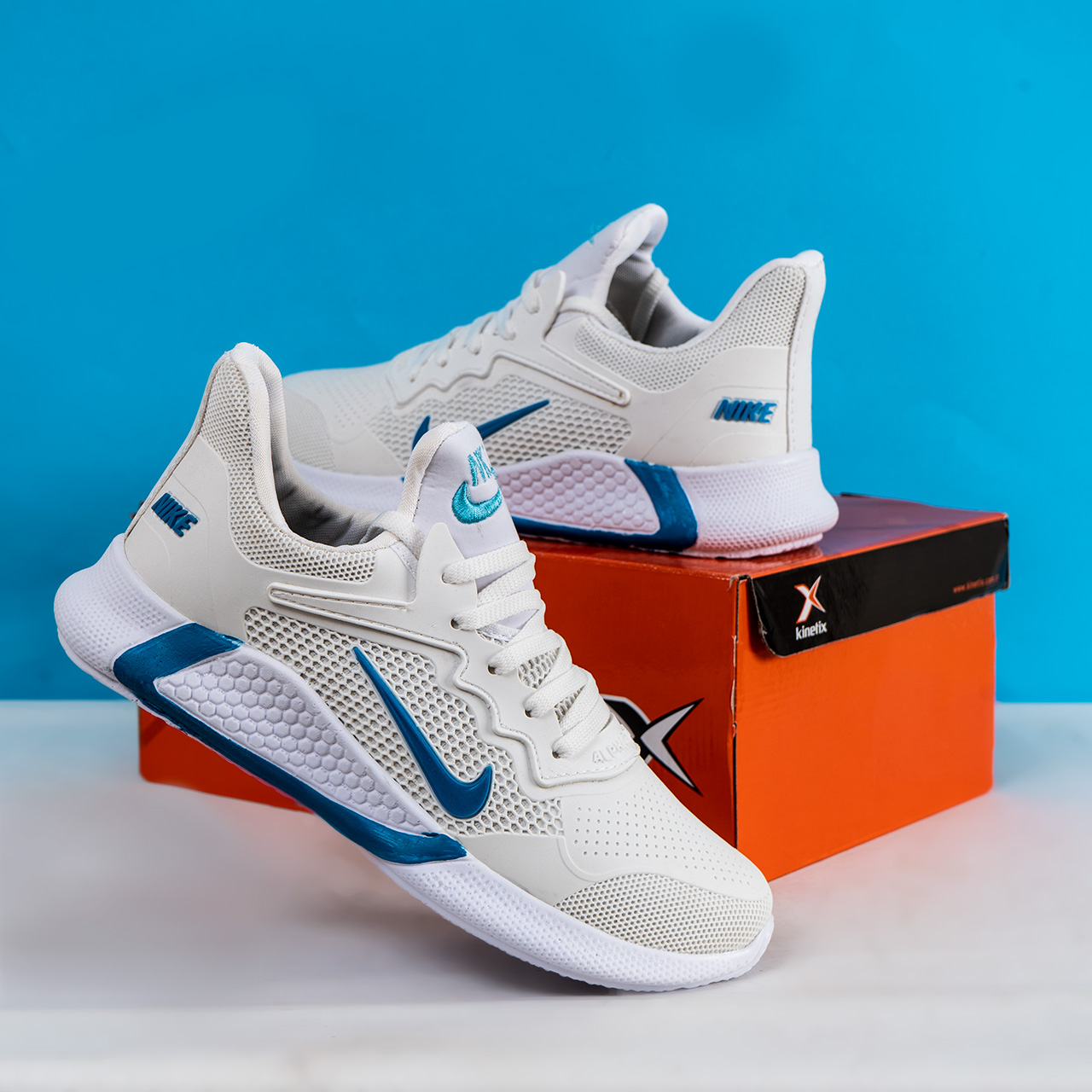 کفش ورزشی نایک مردانه سفید آبی مدل Alpha