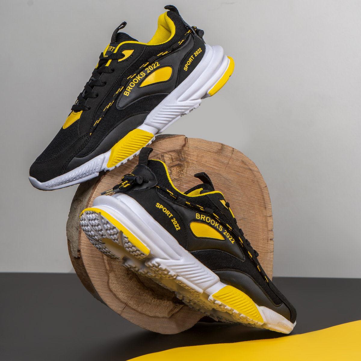 کفش مردانه مشکی زرد مدل BROOKS