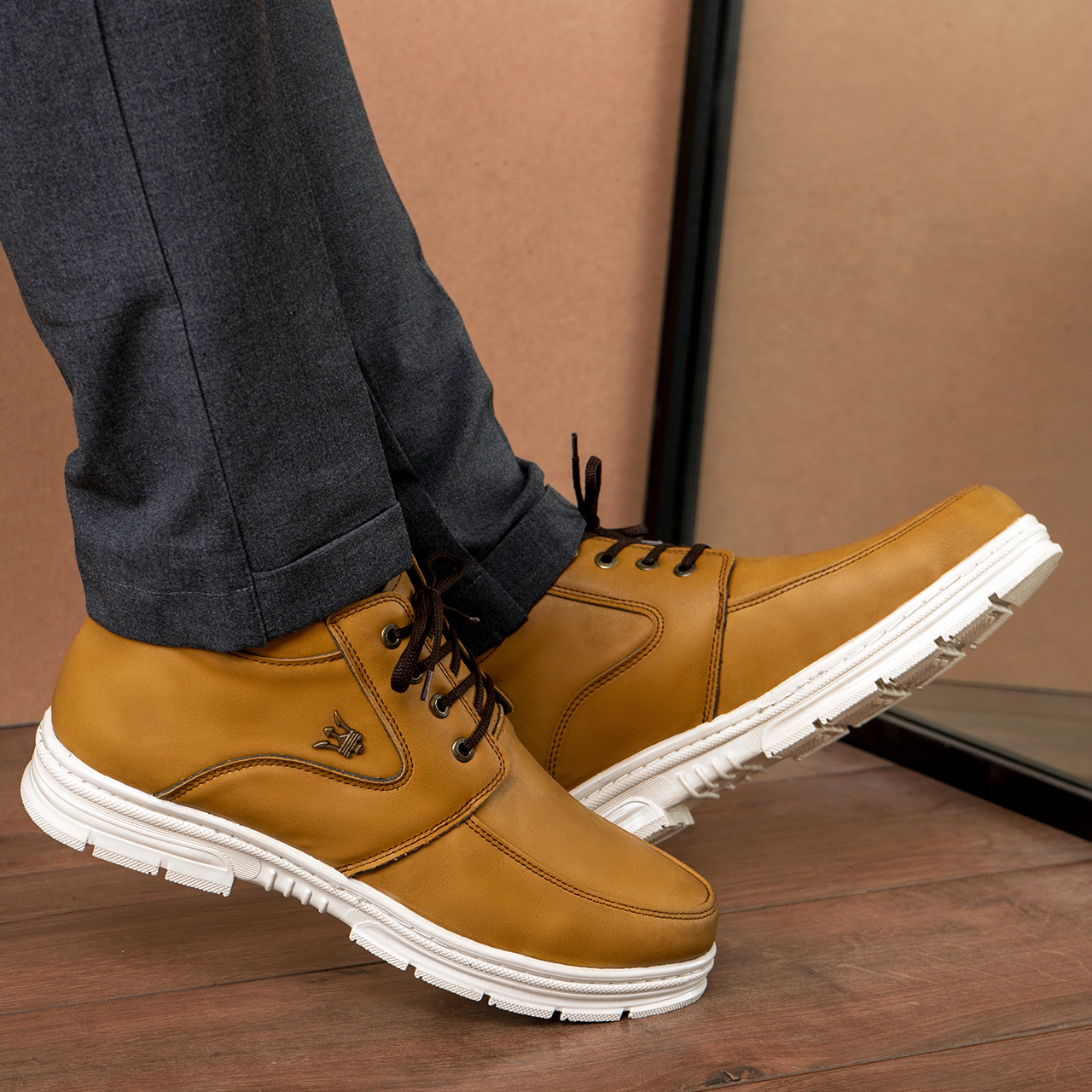 نیم بوت کرم مردانه مدل A66