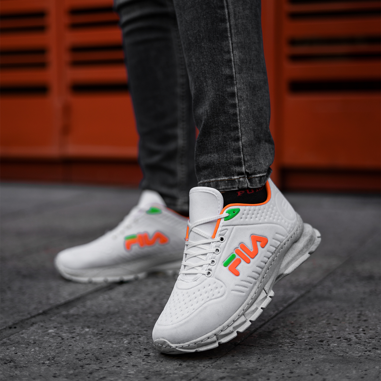 کفش ورزشی (T) فیلا سفید مردانه مدلF61