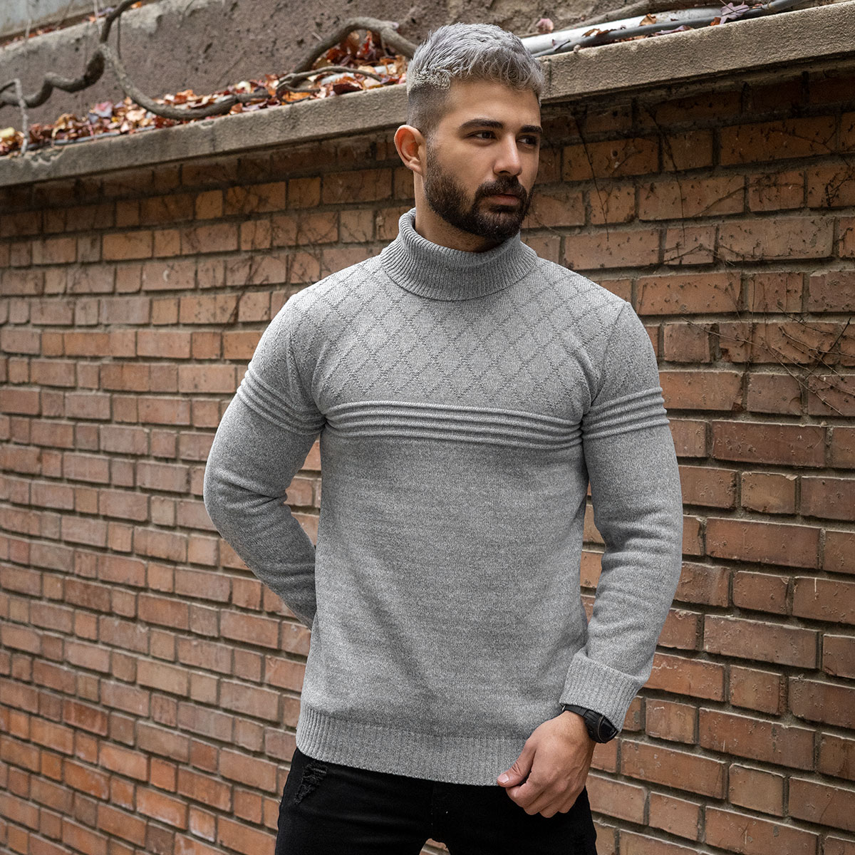 پلیور مردانه طوسی طرح لوزی یقه اسکی مدل Havash