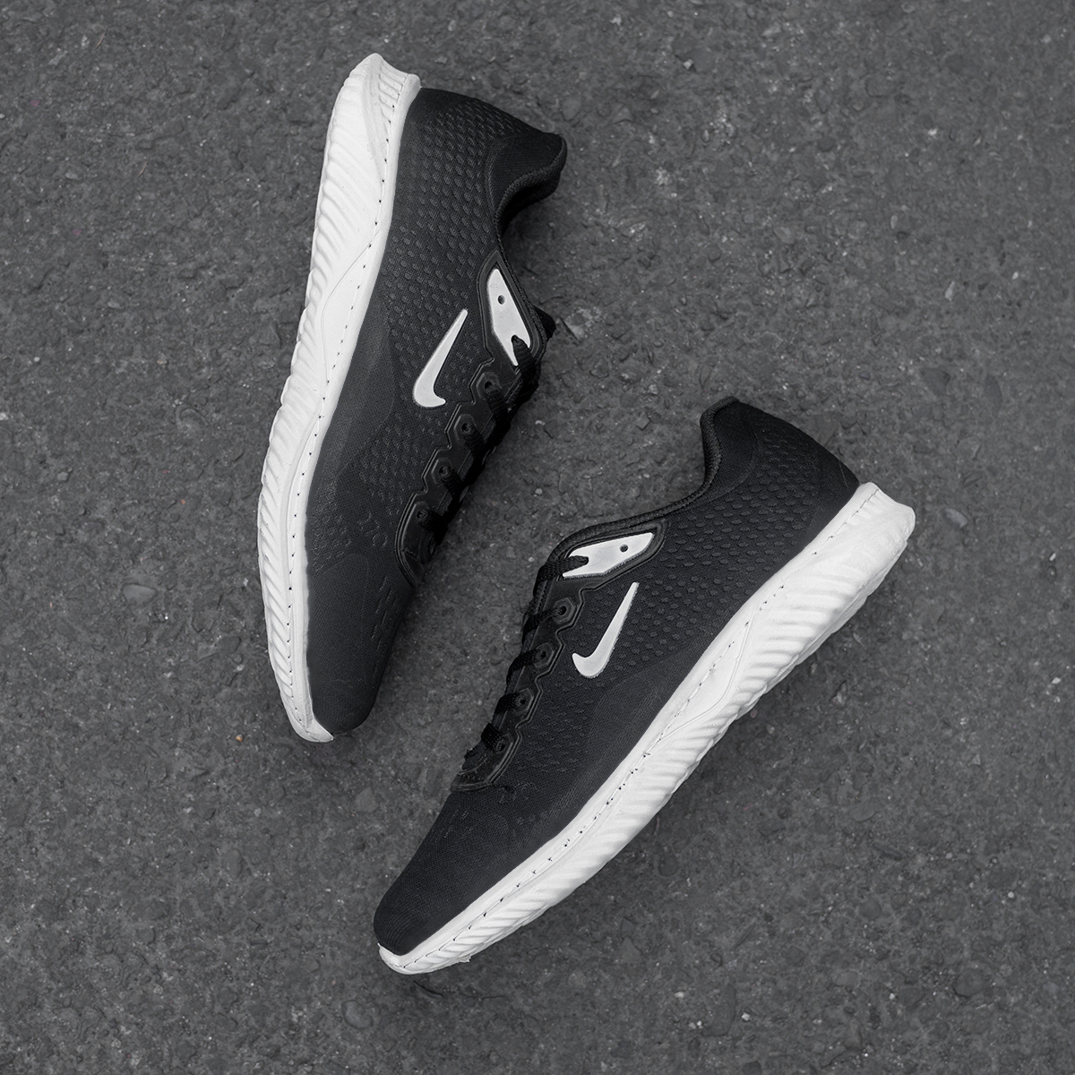 کفش مردانه (T)نایک مشکی مدل martik