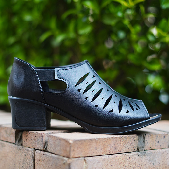 صندل زنانه مشکی مدل HELENA