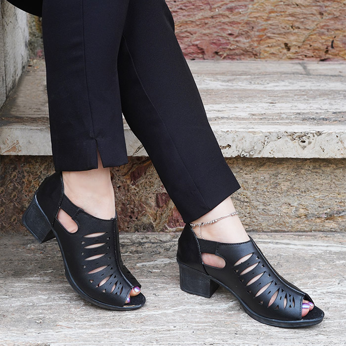 صندل زنانه مشکی مدل HELENA