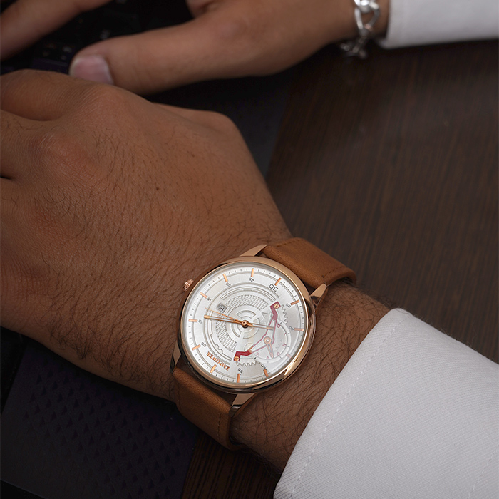 ساعت مچی عسلی صفحه سفید(طرح کمان) empower مدل EM20