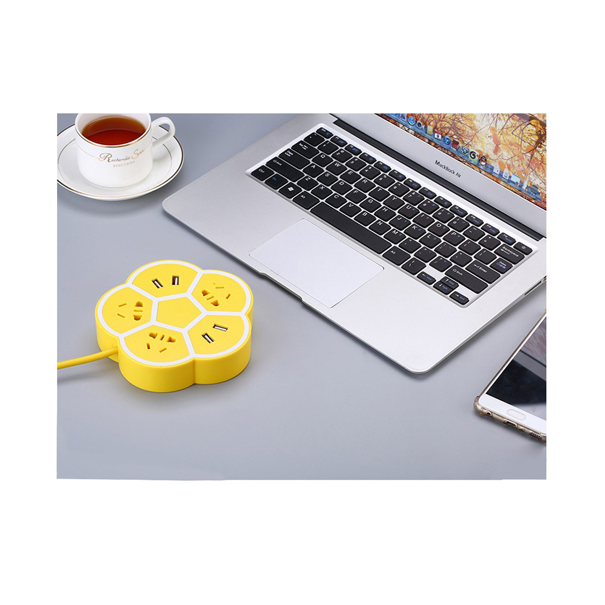 چند راهی برق و شارژر USB