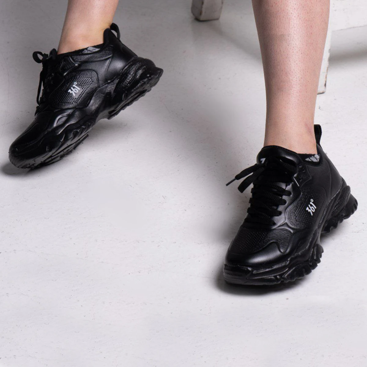 کفش ورزشی دخترانه361 مشکی مدل BELLA