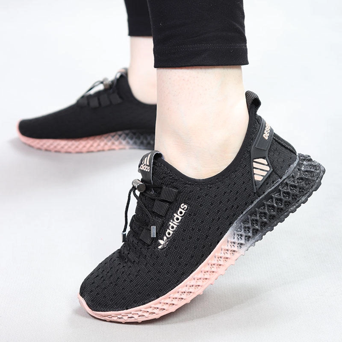 کفش ورزشی زنانه مشکی صورتی مدل Diba