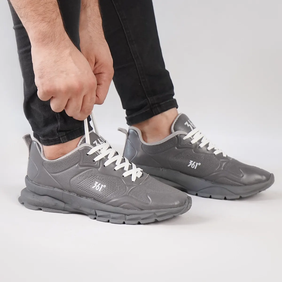 کفش ورزشی مردانه طوسی مدل 361