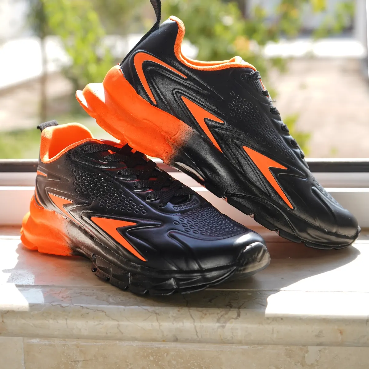 کفش ورزشی مردانه مشکی نارنجی مدل Marion