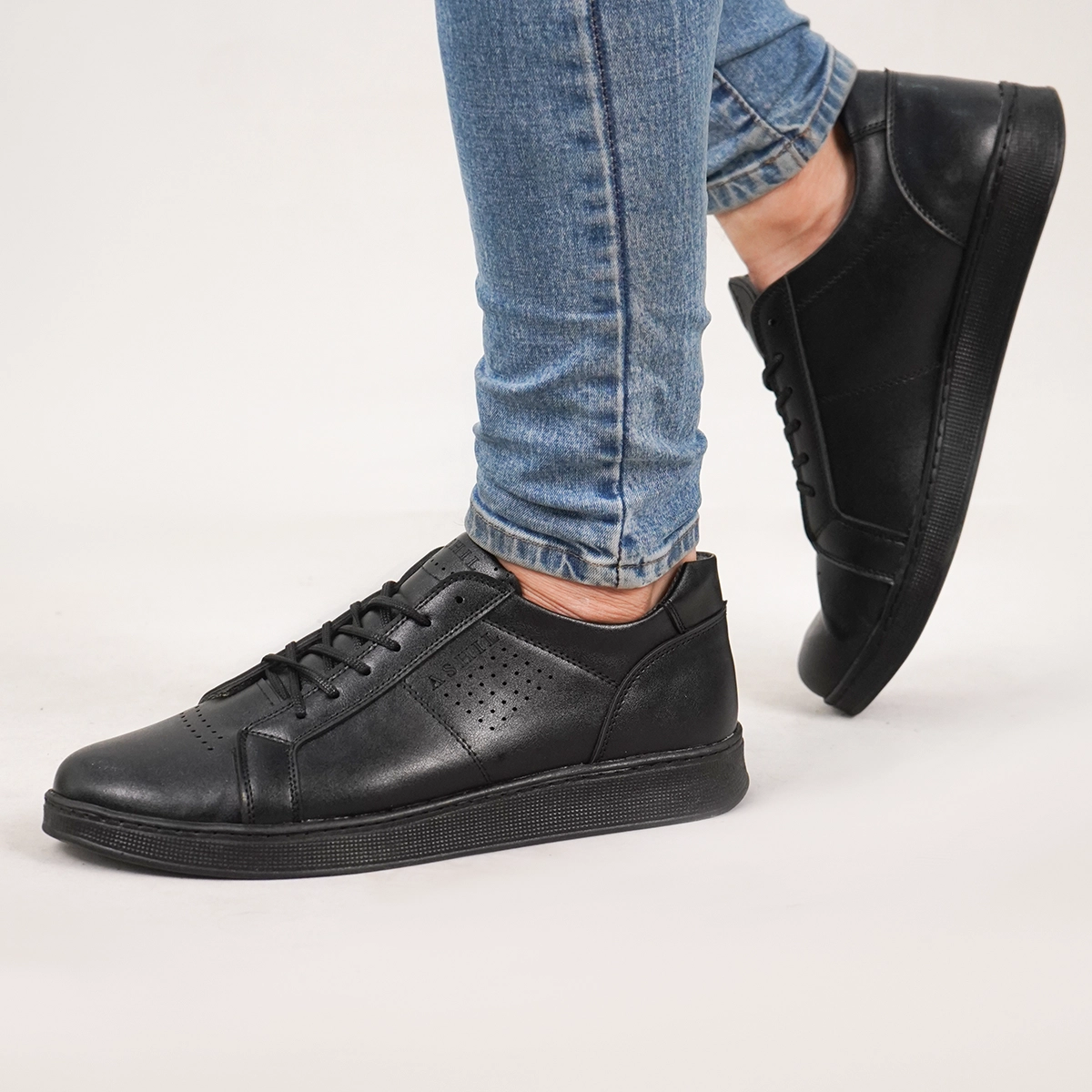 کفش تخت مردانه مشکی مدل Yara