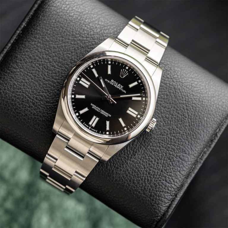 ساعت رولکس نقره ای صفحه مشکی مدل Oyster