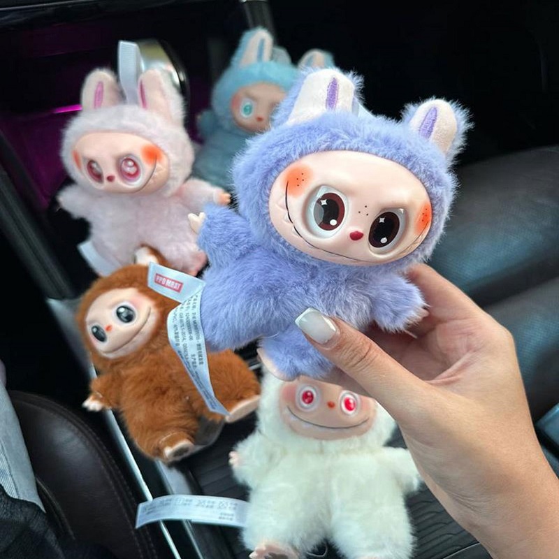 عروسک لبوبو-چند رنگ