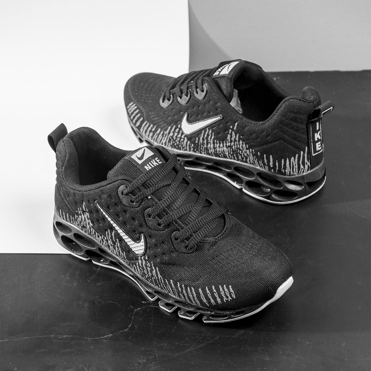 کفش ورزشی Nike مردانه مشکی مدلAylan