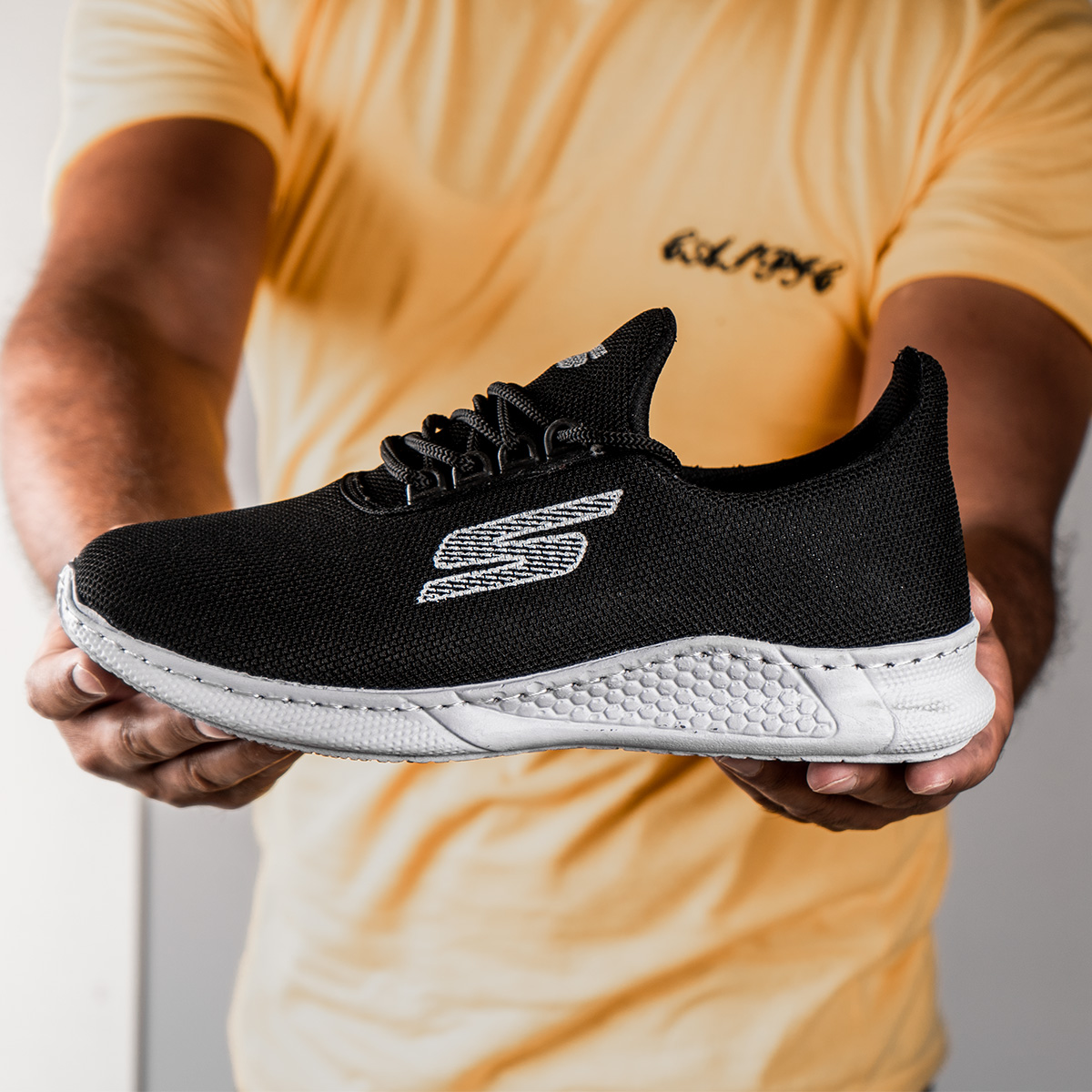 کفش ورزشیSkechers مردانه مشکی مدل Kito(T)